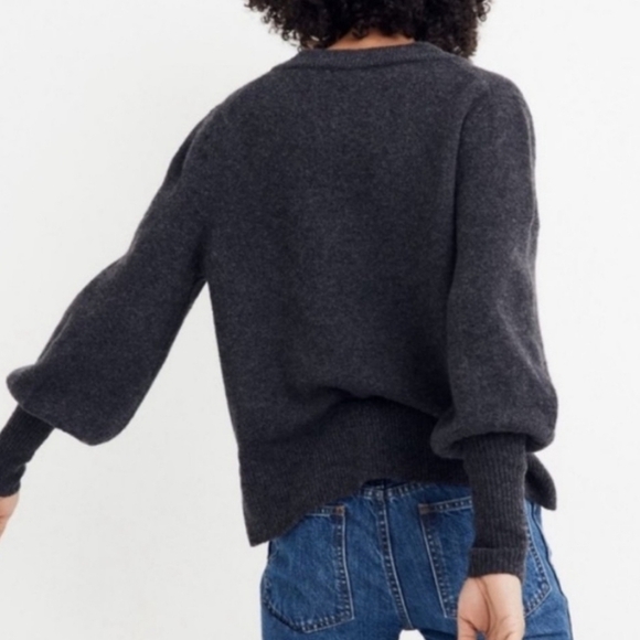 Madwell Preppy Casual Wool Blend V Neck Charcoal Gray Sweater XS - Picture 9 of 9